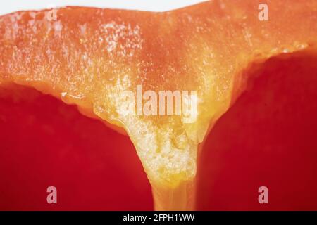 Détail de la peau de ​​Pepper coupé en tranches. Macro photo de coupe avant. Utile comme arrière-plan. Banque D'Images