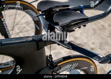 Malaga, Espagne - 25 août 2018. Vélos de rechange de l'équipe cycliste professionnelle, avant le début du premier tour de la Vuelta 2018 dans la ville de Malaga Banque D'Images