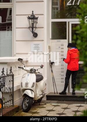 Scooter au début du XXe siècle, Eppendorfer Weg à Hambourg-Hoheluft-Ost, Allemagne, Europe Banque D'Images