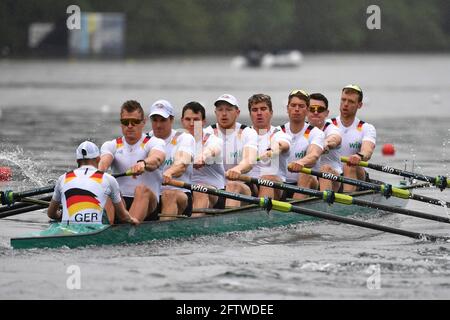 Lucerne, Suisse. 21 mai 2021. Allemagne Achter, Germanyachter, M8, Maenner, huit hommes, De droite: Hannes Ocik, Richard Schmidt, Malte Jakschik, Jakob Schneider, goalben Johannesen, OLAF Roggensac, Lauris Follert, Johannes Weissenfeld, Helmsman Martin Sauer (GER). Action.Race.coupe du monde d'aviron sur le rotsee à Lucerne, aviron, coupe du monde d'aviron, 21 mai 2021 crédit: dpa/Alay Live News Banque D'Images