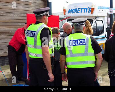 Policiers écossais en service lors d'un événement en plein air Banque D'Images