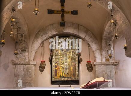 Icône Saint-Nicolas dans la crypte de la basilique Saint-Nicolas, Bari, Italie Banque D'Images