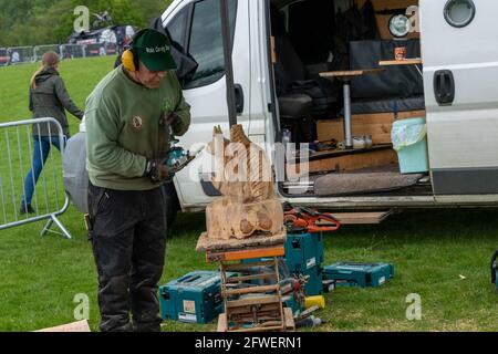 Brentwood Essex 22 mai 2021 The Weald Park Country show, Weald Festival of Dogs, Weald Festival of Cars, Weald Country Park, Brentwood Essex, Wood Carving Credit: Ian Davidson/Alay Live News Banque D'Images