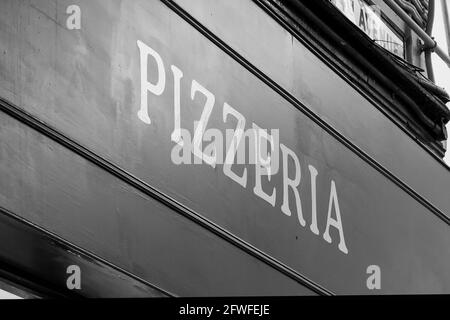 Affiche du restaurant pizzeria en noir et blanc Banque D'Images