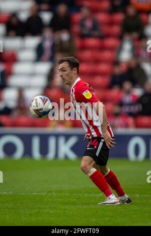 Sunderland, Tyne and Wear, Royaume-Uni. 22 mai 2021; Stadium of Light, Sunderland, Tyne and Wear, Angleterre; English football League, Playoff, Sunderland versus Lincoln City ; Josh Scowen de Sunderland Credit: Action plus Sports Images/Alamy Live News Banque D'Images