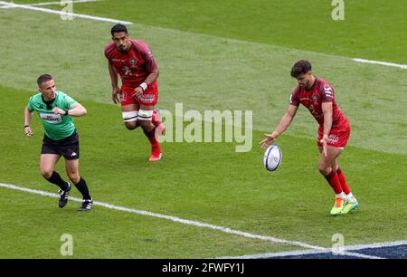 Londres, Angleterre, 22 mai 2021, Rugby Union, finale de la coupe des champions Heineken, la Rochelle v Toulouse, Twickenham, 2021, 22/05/2021 Romain Ntamack de Toulouse lance le match Credit:Paul Harding/Alamy Live News Banque D'Images