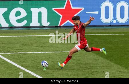 Londres, Angleterre, 22 mai 2021, Rugby Union, finale de la coupe des champions Heineken, la Rochelle v Toulouse, Twickenham, 2021, 22/05/2021 Romain Ntamack de Toulouse donne une pénalité crédit:Paul Harding/Alamy Live News Banque D'Images