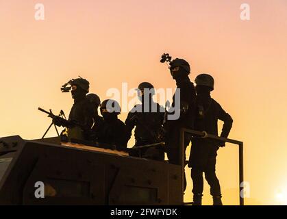 N S G les commandos de chat noir pendant leurs répétitions pour la journée de la république indienne à delhi. Banque D'Images