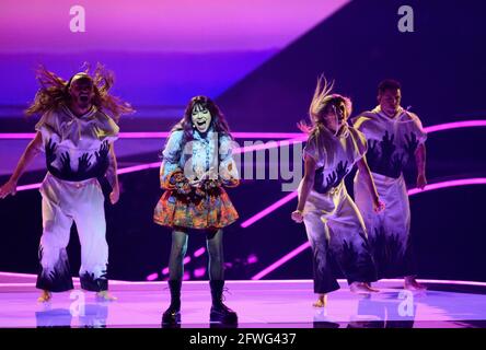 Rotterdam, pays-Bas. 18 mai 2021. La chanteuse Roxen (Roumanie) interprète sa chanson 'Amnesia' à la première demi-finale du Concours Eurovision Song (ESC) à Ahoy Arena. Credit: Soeren Stache/dpa-Zentralbild/dpa/Alay Live News Banque D'Images