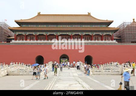 Vue de l'intérieur du musée du Palais de la Cité interdite derrière l'entrée de la porte méridienne sud de la place Tian'anmen, à Beijing, en Chine. Banque D'Images