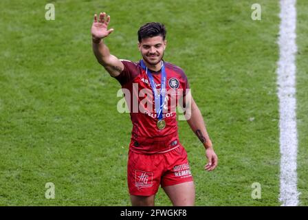 Londres, Angleterre, 22 mai 2021, Rugby Union, finale de la coupe des champions Heineken, la Rochelle v Toulouse, Twickenham, 2021, 22/05/2021 Romain Ntamack de Toulouse célèbre après avoir remporté le dernier crédit : Paul Harding/Alamy Live News Banque D'Images