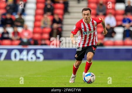 Sunderland, Royaume-Uni. 22 mai 2021. Josh Scowen #14 de Sunderland avec le ballon à Sunderland, Royaume-Uni, le 5/22/2021. (Photo par IAM Burn/News Images/Sipa USA) crédit: SIPA USA/Alay Live News Banque D'Images