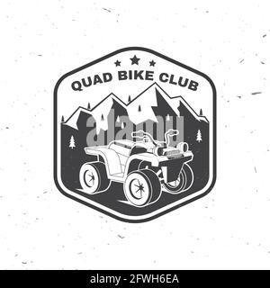 Club de quad. Camp d'été. Concept d'illustration vectorielle pour une chemise ou un logo, un imprimé, un timbre ou un tee-shirt. Motif typographique vintage avec quad et forêt Illustration de Vecteur