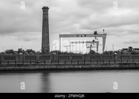 Belfast, Royaume-Uni. 22 mai 2021 : chemin de remorquage Lagan Banque D'Images