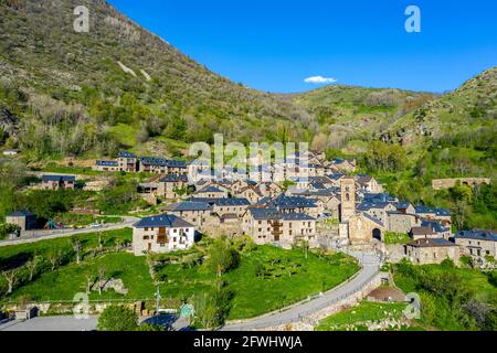 Village catalan traditionnel. Vall de Boi. Durro. L'Espagnol route romane Banque D'Images