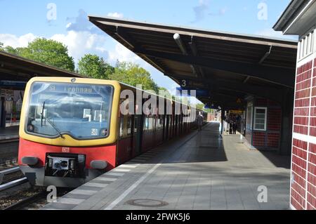 Gare de Berlin-Wannsee - 21 mai 2021. Banque D'Images