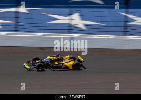 Indianapolis, Indiana, États-Unis. 21 mai 2021. COLTON HERTA (26), de Valence, Canada, pratique la 105e course de l'Indianapolis 500 au circuit automobile d'Indianapolis à Indianapolis, Indiana. Credit: Colin J Mayr Grindstone Media GR/ASP/ZUMA Wire/Alay Live News Banque D'Images