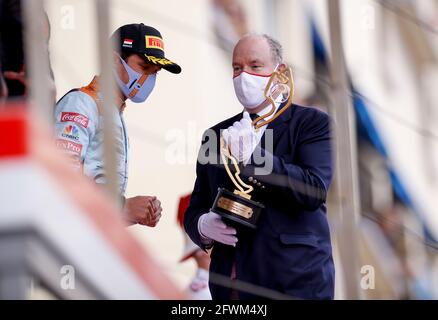 Monaco, Monaco. 23 mai 2021. S.A.S. le Prince Albert II de Monaco, portrait avec NORRIS Lando (gbr), McLaren MCL35M, pendant le Championnat du monde de Formule 1 2021, Grand Prix de Monaco du 20 au 23 mai à Monaco - photo DPPI Banque D'Images