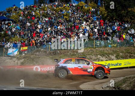 30 Oliver SOLBERG (SWE), Aaron JOHNSTON (IRL), HYUNDAI MOTORSPORT N HYUNDAI i20, RC2 Motor2, action pendant le Rally de Portugal 2021, 4e tour de la FIA WRC 2021, FIA World Rally Championship, du 20 au 23 mai 2021 à Matosinhos, Portugal - photo Paulo Maria / DPPI Banque D'Images