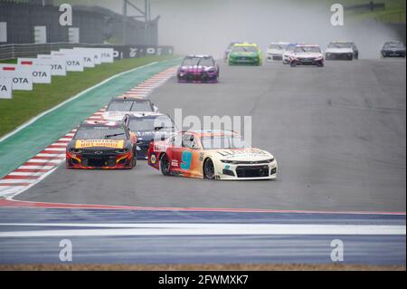 Austin, Texas, États-Unis. 23 mai 2021. Chase Elliott (09) pilote de la série de la coupe NASCAR avec LLumar Chevrolet, Hendrick Motorsports en action au Grand Prix EchoPark Automotive Texas, circuit of the Americas à Austin, Texas. Mario Cantu/CSM/Alamy Live News Banque D'Images