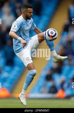 Manchester, Angleterre, le 23 mai 2021. Riyad Marhez de Manchester City pendant le match de la Premier League au Etihad Stadium de Manchester. Crédit photo à lire: Darren Staples / Sportimage crédit: Sportimage / Alay Live News Banque D'Images
