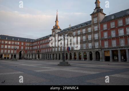 Place principale (Plaza Mayor) de Madrid, Espagne Banque D'Images