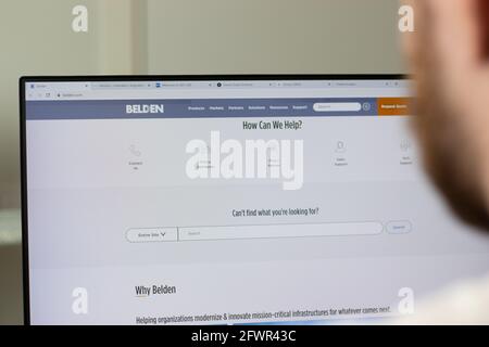 New York, Etats-Unis - 1er mai 2021 : site Internet de la société Belden à l'écran, Editorial Banque D'Images