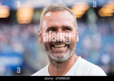 Tim Walter devient le nouvel entraîneur au HSV Hamburg Hamburg Hamburg Hamburg (HSV Hamburg). Archive photo: Tim WALTER (entraîneur, KI), portrait en demi-longueur, rires, lvÉ-schelte, LvÉ-scheln, lvÉ-schelte, rires, expressions faciales, football 2ème Bundesliga, 1er match, HSV Hambourg Hambourg Hambourg (HH) - Holstein Kiel ( KI) 0: 3, le 3 août 2018 à Hambourg/Allemagne. VÇ Banque D'Images