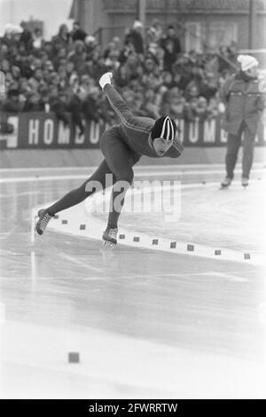 Championnats néerlandais de patinage de vitesse Deventer Mesdames et Messieurs Verkerk en action, 8 janvier 1972, patinage de vitesse, sport, Pays-Bas, Agence de presse du XXe siècle photo, nouvelles à retenir, documentaire, photographie historique 1945-1990, histoires visuelles, L'histoire humaine du XXe siècle, immortaliser des moments dans le temps Banque D'Images