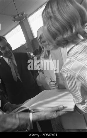 La princesse Marie Astrid de Luxembourg ouvre l'exposition Benelux à MadurodamMadurodam, 14 juin 1968, visualisations, princesses, Pays-Bas, Agence de presse du XXe siècle photo, nouvelles à retenir, documentaire, photographie historique 1945-1990, histoires visuelles, L'histoire humaine du XXe siècle, immortaliser des moments dans le temps Banque D'Images