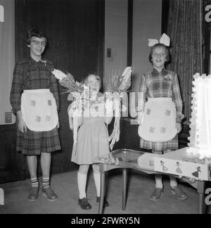 Princess Marijke 7 ans de réception Soestdijk, 18 février 1954, Réceptions, pays-Bas, agence de presse du xxe siècle photo, nouvelles à retenir, documentaire, photographie historique 1945-1990, histoires visuelles, L'histoire humaine du XXe siècle, immortaliser des moments dans le temps Banque D'Images