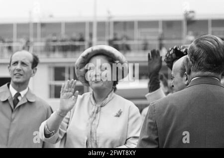 Princesses Irene et Margriet au Suriname et aux Antilles, 2 juillet 1962, PRINCESSES, pays-Bas, agence de presse du xxe siècle photo, nouvelles à retenir, documentaire, photographie historique 1945-1990, histoires visuelles, L'histoire humaine du XXe siècle, immortaliser des moments dans le temps Banque D'Images