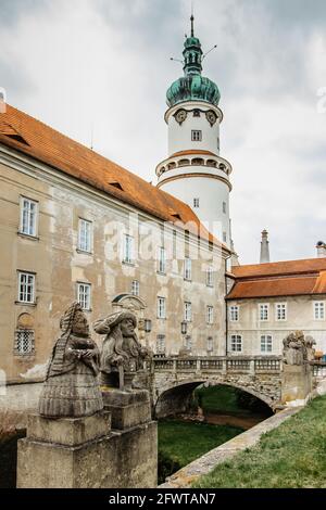 Nove Mesto nad Metuji-23 avril 2021.Château tchèque reconstruit dans le style Art déco, Cubisme et fonctionnalisme.Perle de Bohême de l'est.Renaissance tchèque Banque D'Images