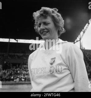 Journée olympique à Amsterdam. Fanny Blankers-Koen, 26 juin 1949, athlètes, athlétisme, Portraits, sports, pays-Bas, photo de l'agence de presse du XXe siècle, nouvelles à retenir, documentaire, photographie historique 1945-1990, histoires visuelles, L'histoire humaine du XXe siècle, immortaliser des moments dans le temps Banque D'Images
