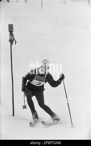 Jeux olympiques de Grenoble, slalom de ski pour femmes. Nancy Green (Canada 2nd), 13 février 1968, ski, sports, Pays-Bas, Agence de presse du XXe siècle photo, nouvelles à retenir, documentaire, photographie historique 1945-1990, histoires visuelles, L'histoire humaine du XXe siècle, immortaliser des moments dans le temps Banque D'Images