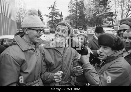 Jeux olympiques d'hiver à Grenoble. Les médaillés des 5000 mètres. De gauche à droite Peter Nottet (bronze), Fred Anton Maier (Norvège, or) et Kees Verkerk (argent)., 15 février 1968, patinage sur glace, sport, Pays-Bas, Agence de presse du XXe siècle photo, nouvelles à retenir, documentaire, photographie historique 1945-1990, histoires visuelles, L'histoire humaine du XXe siècle, immortaliser des moments dans le temps Banque D'Images