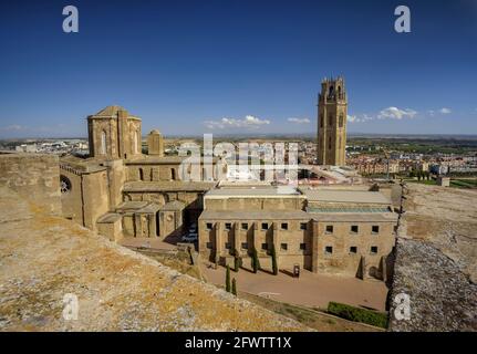 Vue depuis la terrasse de Castell del Rei ou le château de la Suda (Lleida, Catalogne, Espagne) ESP: Vues desde la terraza del Castillo del Rey o la Suda Banque D'Images