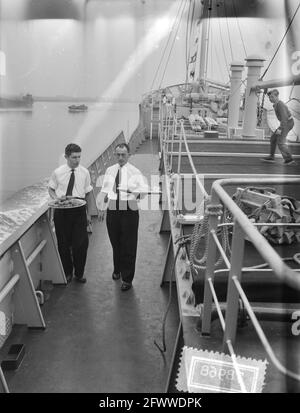 Trial run Mary North of NV Zaanlandse Scheepvaartmaatschappij Zaandam, 14 juillet 1956, Trial Runs, pays-Bas, agence de presse du XXe siècle photo, news to remember, documentaire, photographie historique 1945-1990, histoires visuelles, L'histoire humaine du XXe siècle, immortaliser des moments dans le temps Banque D'Images
