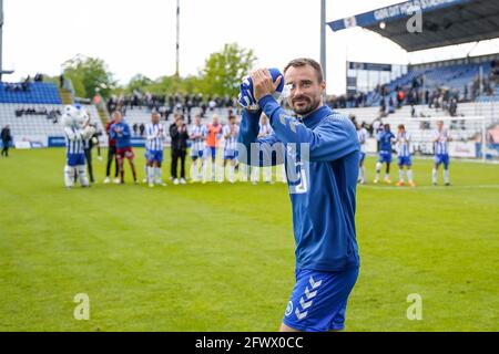 Odense, Danemark. 24 mai 2021. Oliver Lund d'OB remercie les fans après le 3F Superliga match entre Odense Boldklub et AC Horsens à nature Energy Park à Odense. (Crédit photo : Gonzales photo/Alamy Live News Banque D'Images