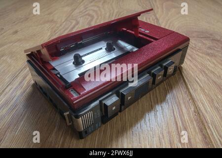 Lecteur de cassettes WALKMAN ® de musique rétro Banque D'Images
