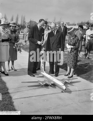 Ouverture de Madurodam par M. le ministre des Affaires étrangères. J. M. A. N. LUNs, 6 avril 1960, ouvertures, pays-Bas, agence de presse du xxe siècle photo, nouvelles à retenir, documentaire, photographie historique 1945-1990, histoires visuelles, L'histoire humaine du XXe siècle, immortaliser des moments dans le temps Banque D'Images