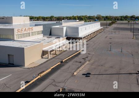 Lincoln Park, Michigan - UN magasin Sears fermé dans l'ancien centre commercial Lincoln Park, dans la banlieue de Detroit. Le magasin est l'un des centaines de la retaule Banque D'Images