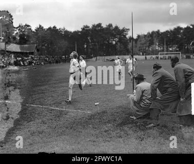 Athlétisme. Fanny Blankers-Koen pendant la course de handicap à Apeldoorn, 8 mai 1949, athlétisme, sports, Pays-Bas, Agence de presse du XXe siècle photo, ne Banque D'Images
