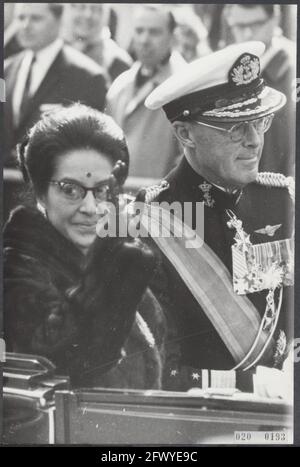Série 020-0190 à 020-0195 visite d'état roi et reine du Népal aux pays-Bas 25-4 à 26-4-1967, 25 avril 1967, reines, famille royale, princes, Visites d'état, pays-Bas, photo de l'agence de presse du XXe siècle, nouvelles à retenir, documentaire, photographie historique 1945-1990, histoires visuelles, L'histoire humaine du XXe siècle, immortaliser des moments dans le temps Banque D'Images
