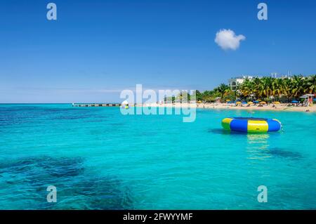 Plage tropicale et mer dans les Caraïbes île Jamaïque Banque D'Images