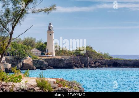 Beau phare à Negril, Jamaïque Banque D'Images