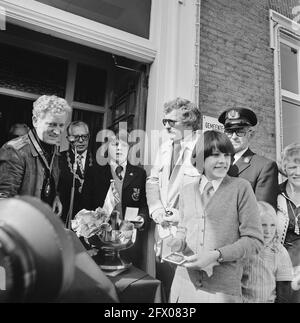 Un élève écossais Yorick remporte le premier prix du concours d'essai dans s Gravensande, 24 septembre 1977, essais, pays-Bas, agence de presse du xxe siècle photo, nouvelles à retenir, documentaire, photographie historique 1945-1990, histoires visuelles, L'histoire humaine du XXe siècle, immortaliser des moments dans le temps Banque D'Images