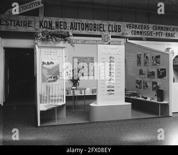 Exposition automobile RAI, 30 avril 1948, exposition automobile, pays-Bas, agence de presse du xxe siècle photo, nouvelles à retenir, documentaire, photographie historique 1945-1990, histoires visuelles, L'histoire humaine du XXe siècle, immortaliser des moments dans le temps Banque D'Images