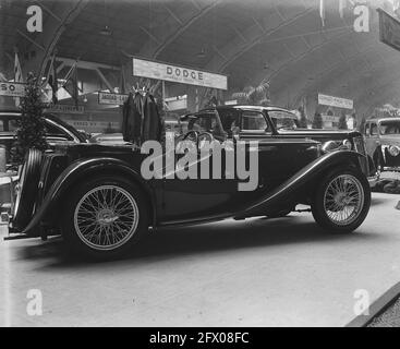 Exposition automobile RAI, 30 avril 1948, exposition automobile, pays-Bas, agence de presse du xxe siècle photo, nouvelles à retenir, documentaire, photographie historique 1945-1990, histoires visuelles, L'histoire humaine du XXe siècle, immortaliser des moments dans le temps Banque D'Images