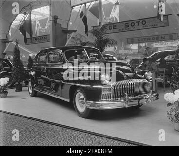 Exposition automobile RAI, 30 avril 1948, exposition automobile, pays-Bas, agence de presse du xxe siècle photo, nouvelles à retenir, documentaire, photographie historique 1945-1990, histoires visuelles, L'histoire humaine du XXe siècle, immortaliser des moments dans le temps Banque D'Images